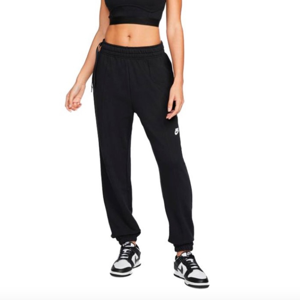 Nike Sportswear Loose Joggers